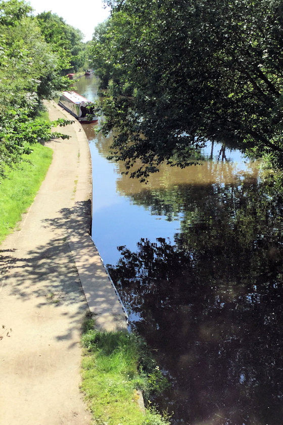 Ellesmere Towpath photograph